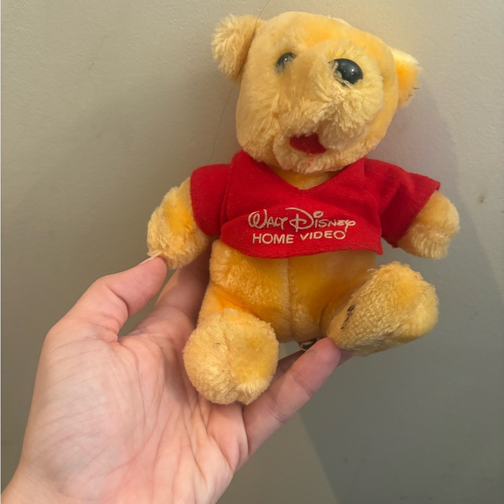 Vintage 1980s Walt Disney Home Video Winnie the Pooh 6" Plush